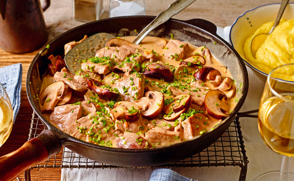 Kalbsgeschnetzeltes mit Champignons und Erdäpfelpüree • Rezept