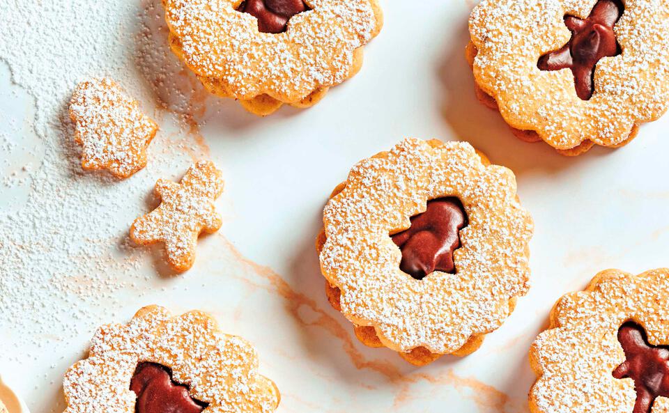 Linzer Augen mit Zimt & Schoko-Ganache