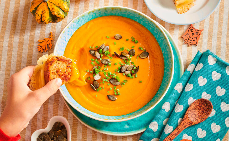 Miso-Kürbissuppe mit Käse-Toasties