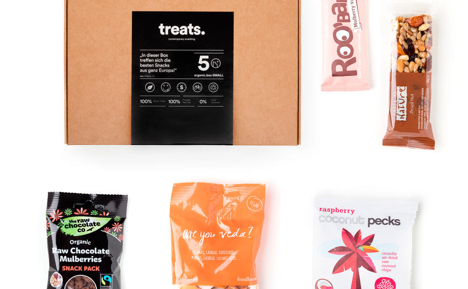 Treats Organic Snack Box