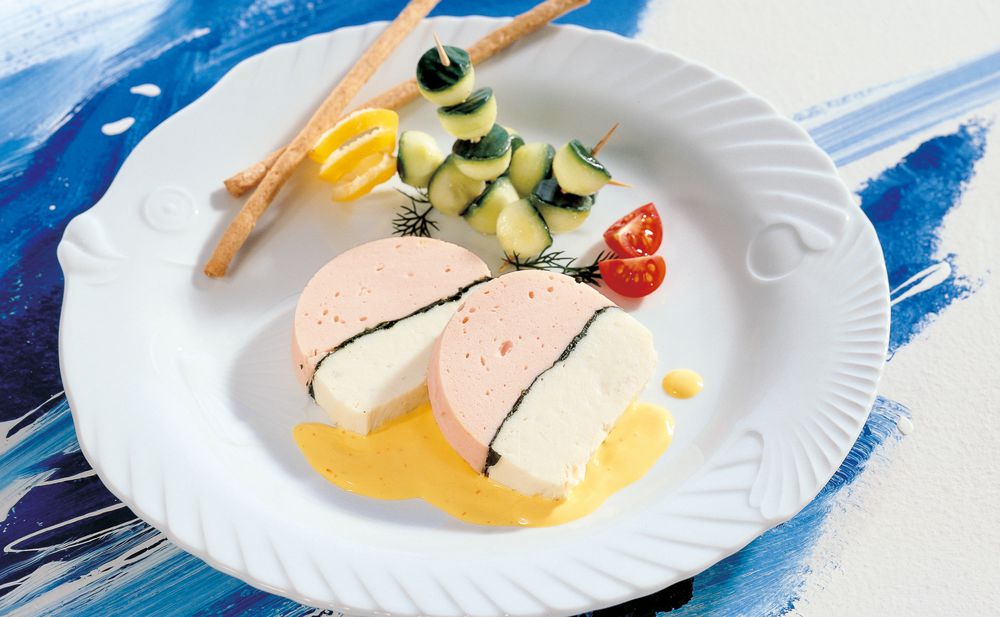 Hecht-Lachs-Terrine mit Safransauce • Rezept • GUSTO.AT