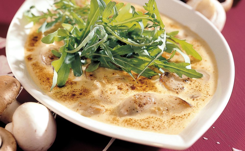 Überbackene Champignons mit Rucolasalat • Rezept • GUSTO.AT